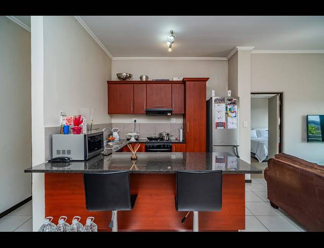 3 BEDROOM APARTMENT FOR SALE IN WESTVILLE
